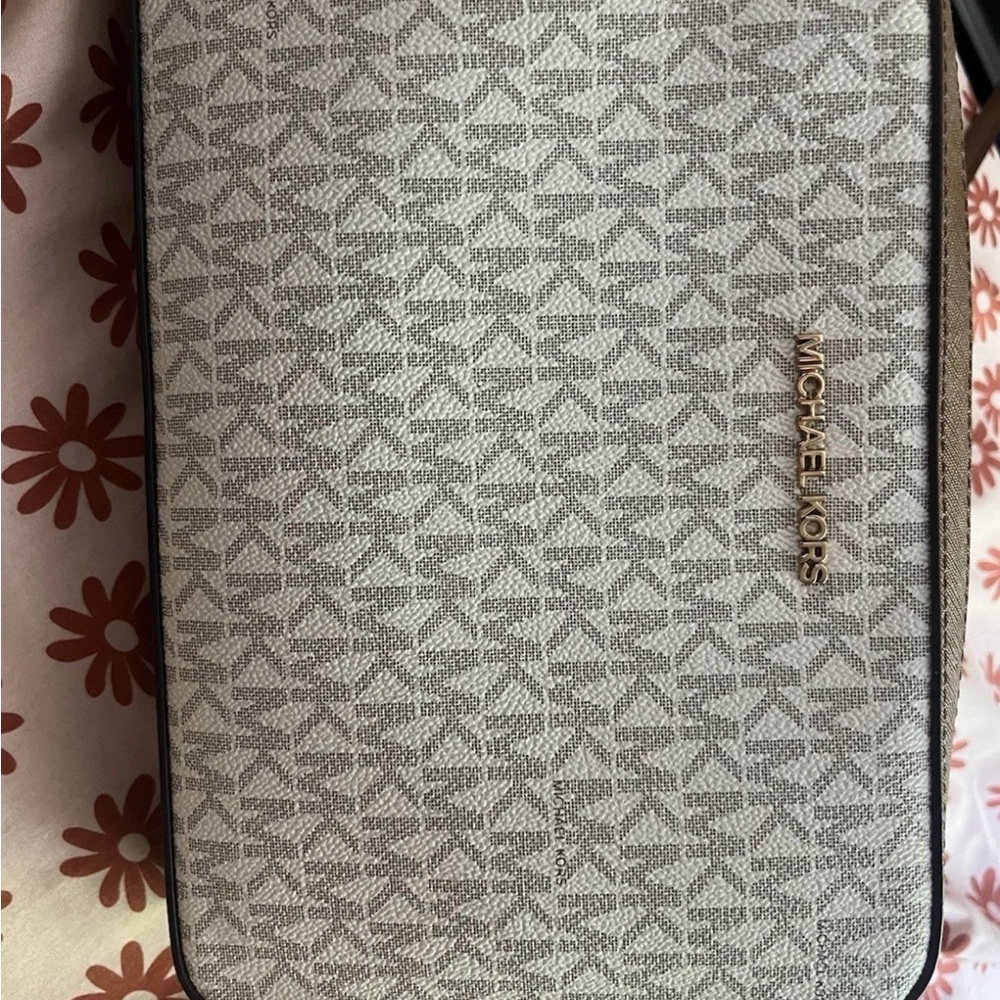 Michael Kors Gray and Brown Crossbody Bag - Picture 3 of 10